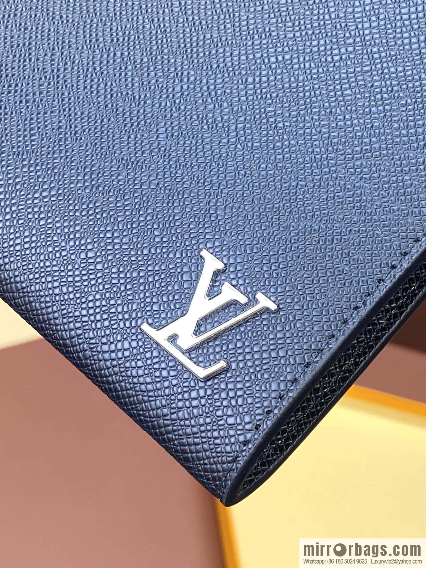 LV M30965 POCHETTE 24H clutch bag