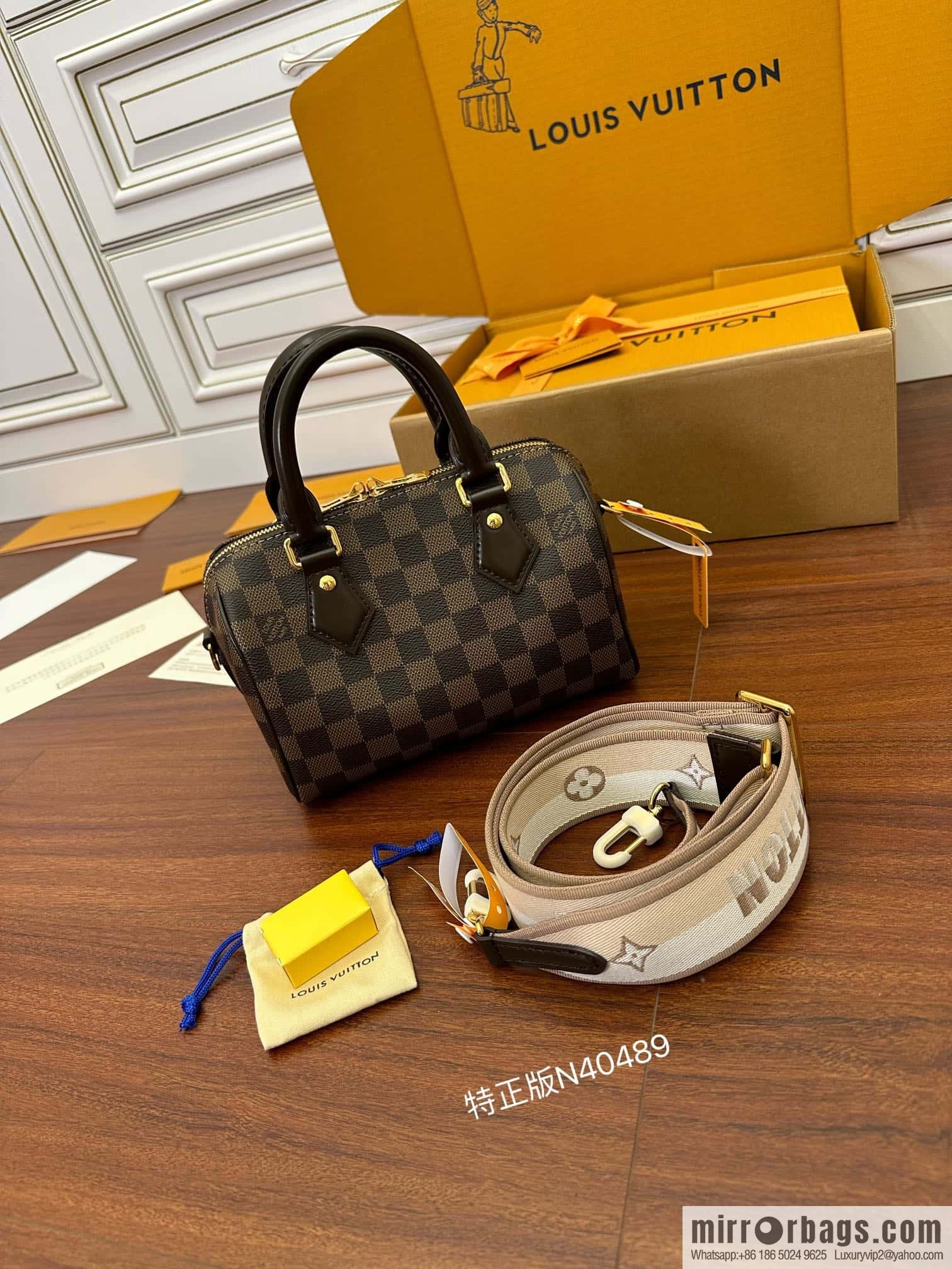 LV N40489 Speedy Bandoulière 20
