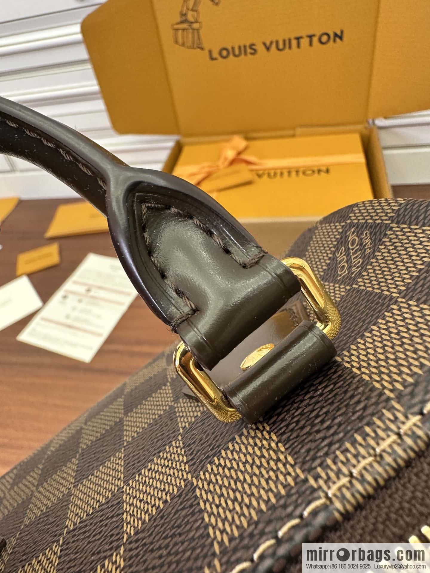 LV N40489 Speedy Bandoulière 20