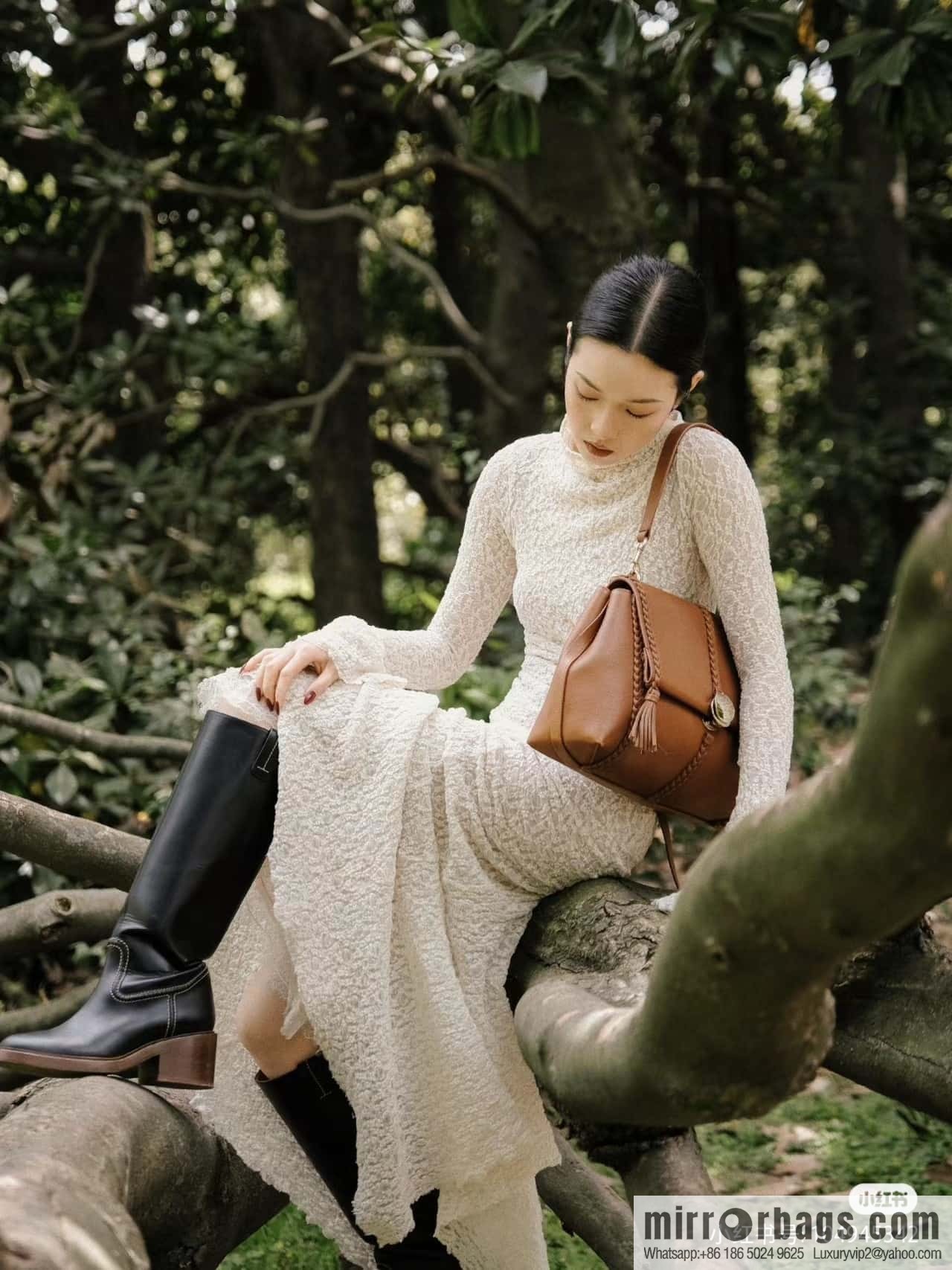 Chloe Penelope Gold Coin Bag, Large Dropped Leather, Brown 35cm