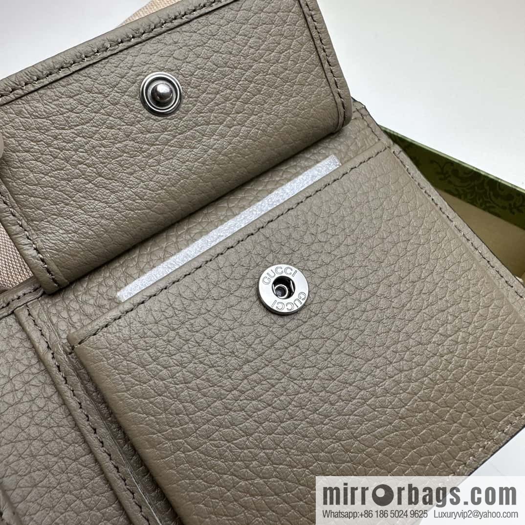GUCCI JUMBO GG COIN WALLET 739479