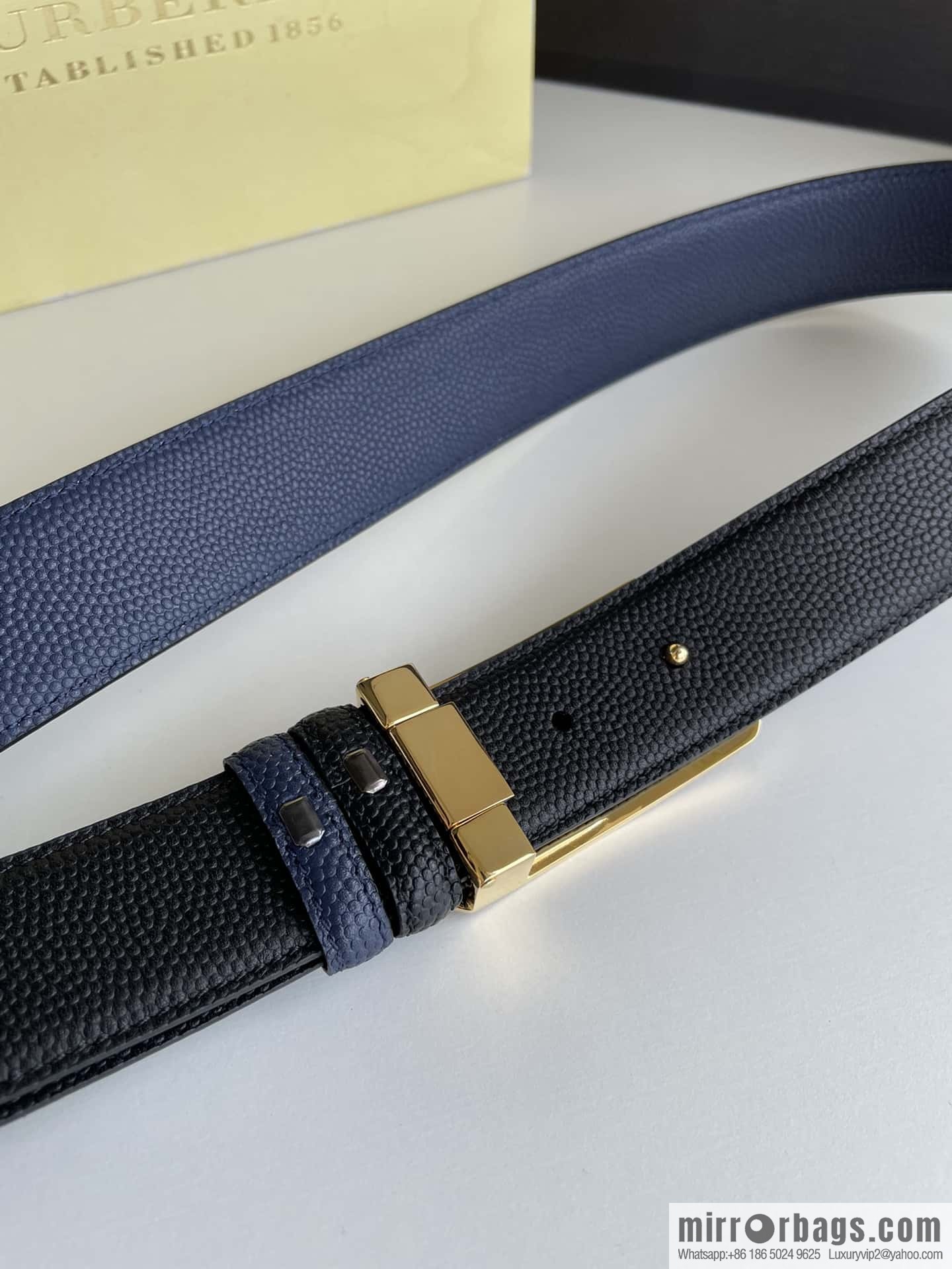 BURBERRY Burberry, resin craft logo warhorse metal buckle 3.5cm men's cowhide belt