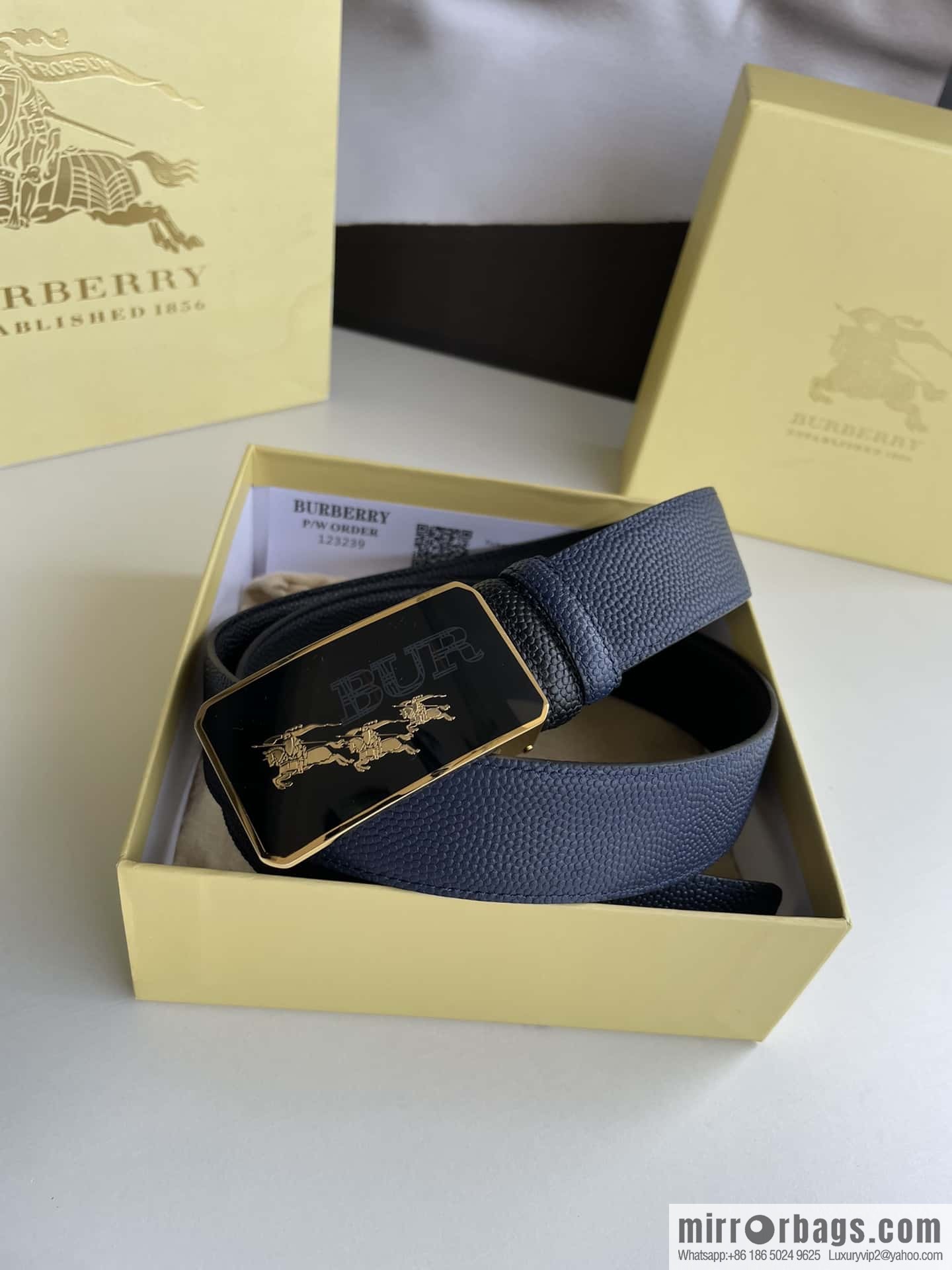 BURBERRY Burberry, resin craft logo warhorse metal buckle 3.5cm men's cowhide belt
