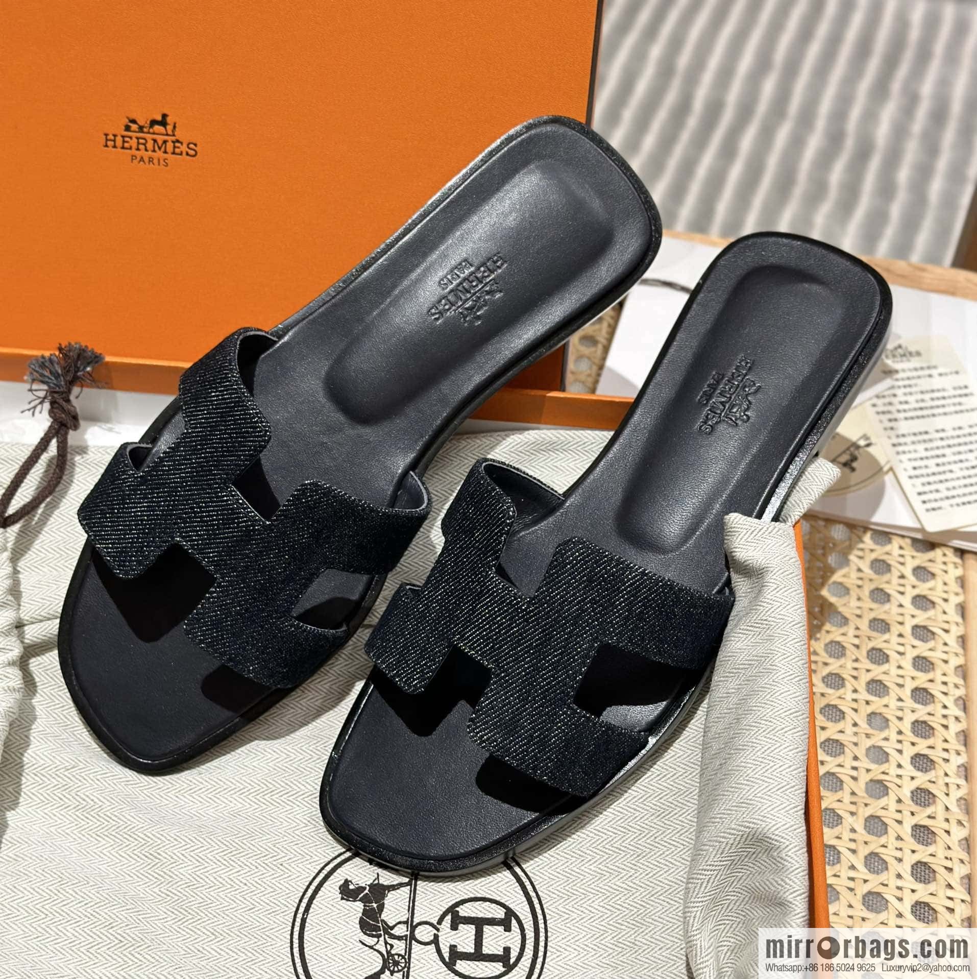 Hermès leather outsole H slippers, black