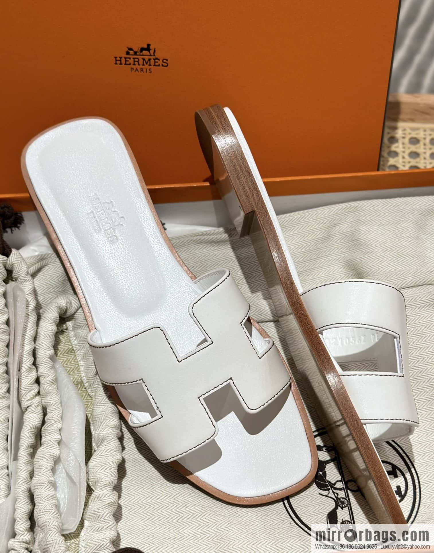 Hermès leather outsole H slippers, white