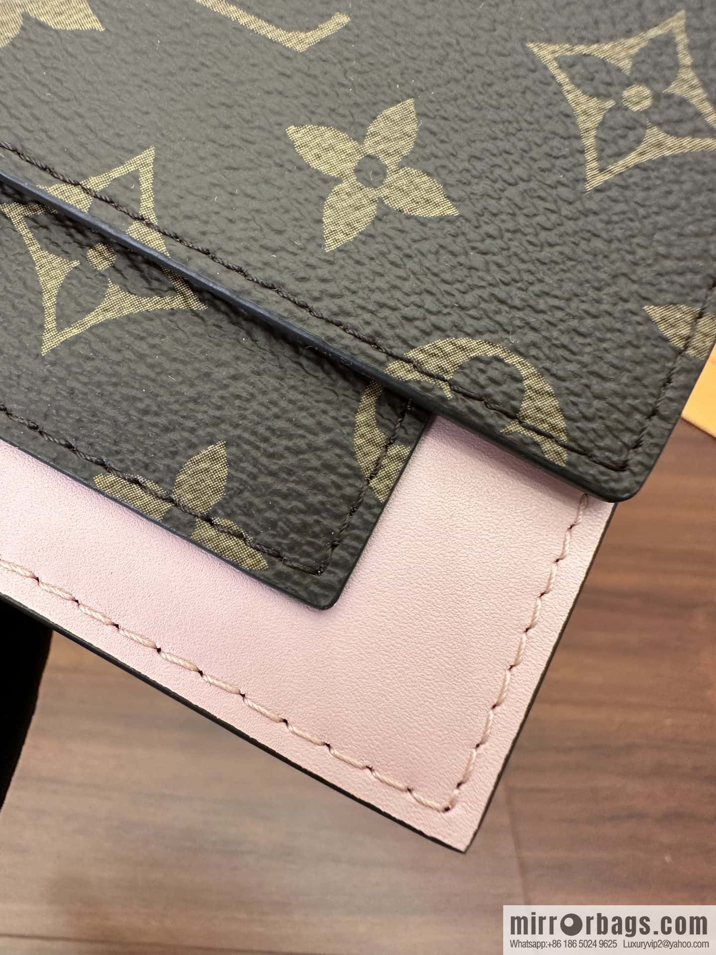 LV M67405 Flores chain strap wallet
