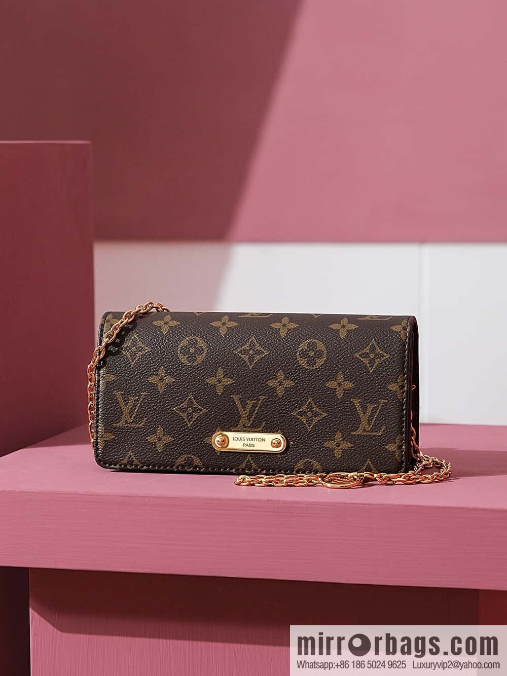 LV M82509 WALLET ON CHAIN LILY BAG