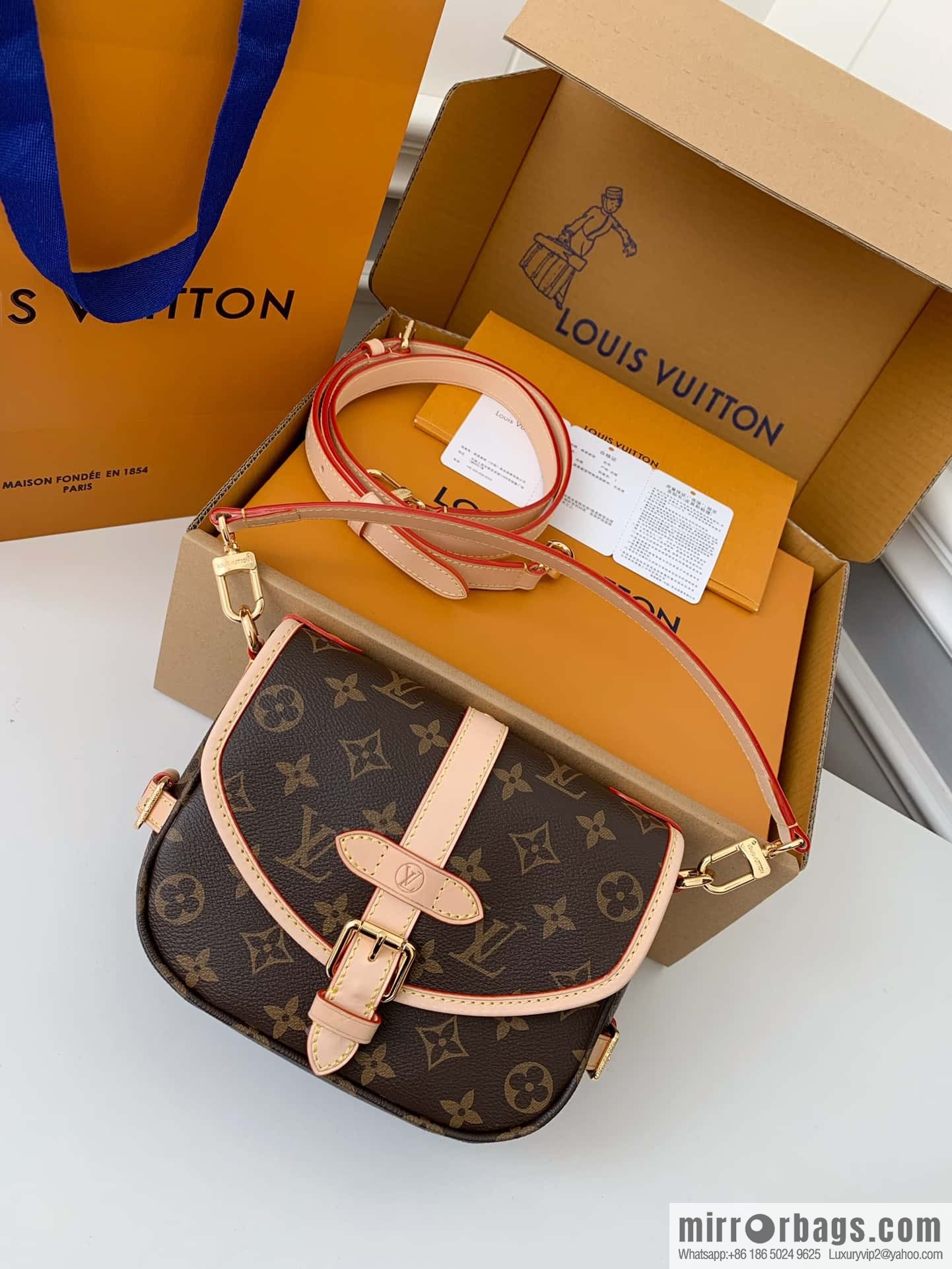 LV M46740 SAUMUR BB handbag