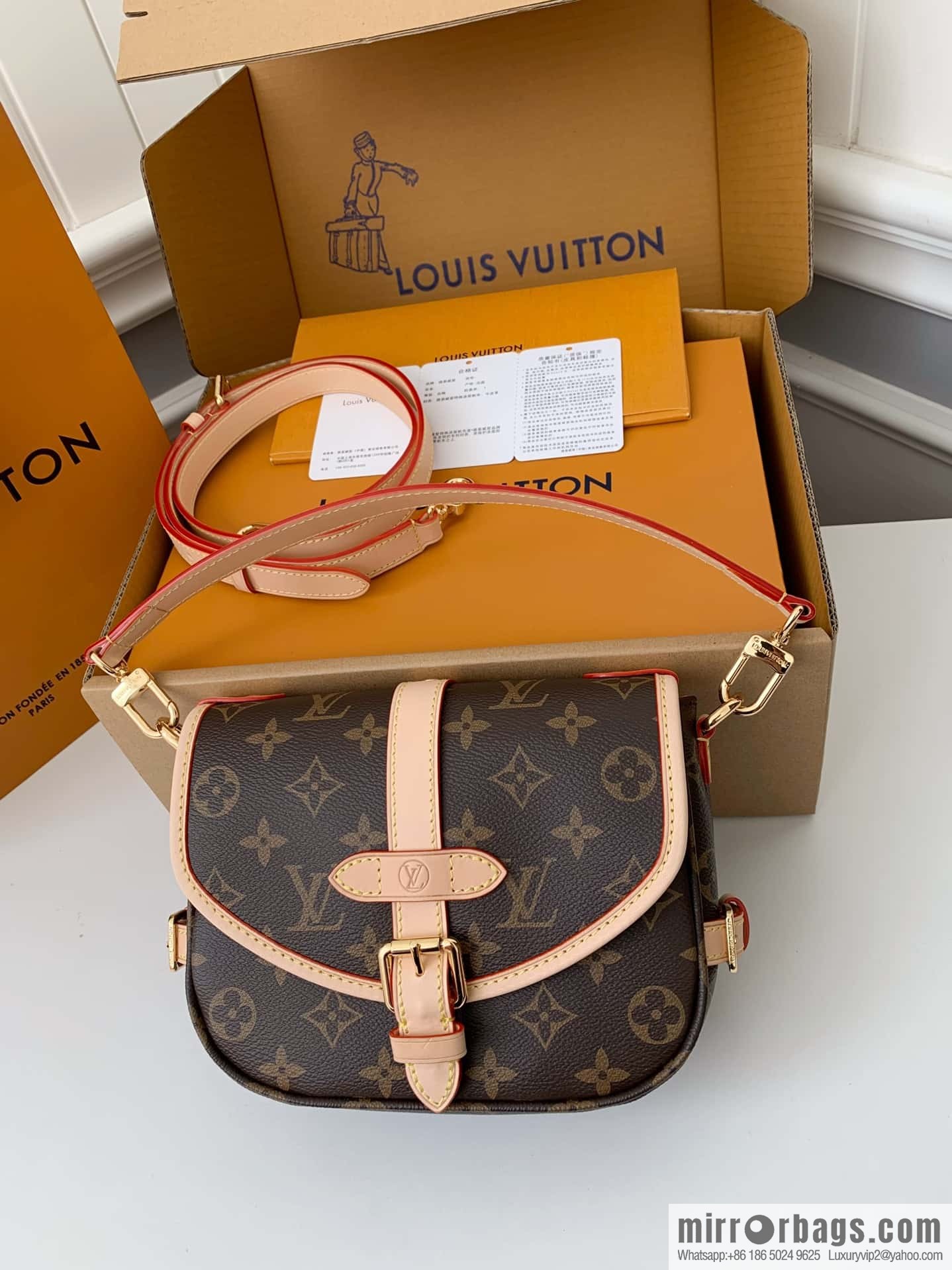 LV M46740 SAUMUR BB handbag