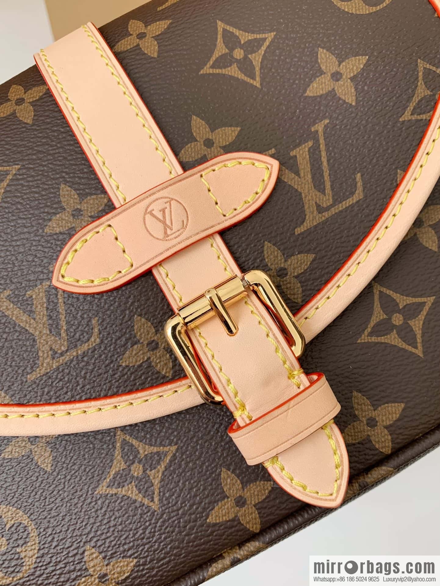 LV M46740 SAUMUR BB handbag