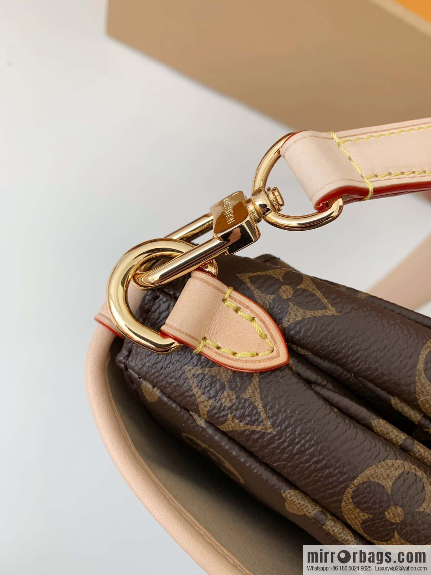 LV M46740 SAUMUR BB handbag