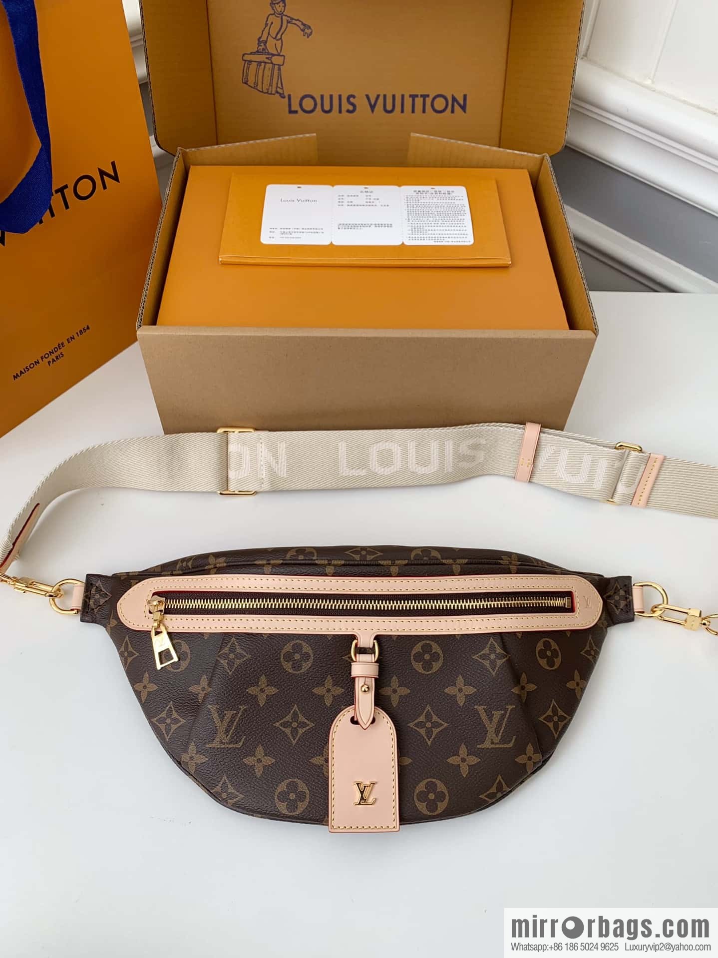 LV M46784 High Rose