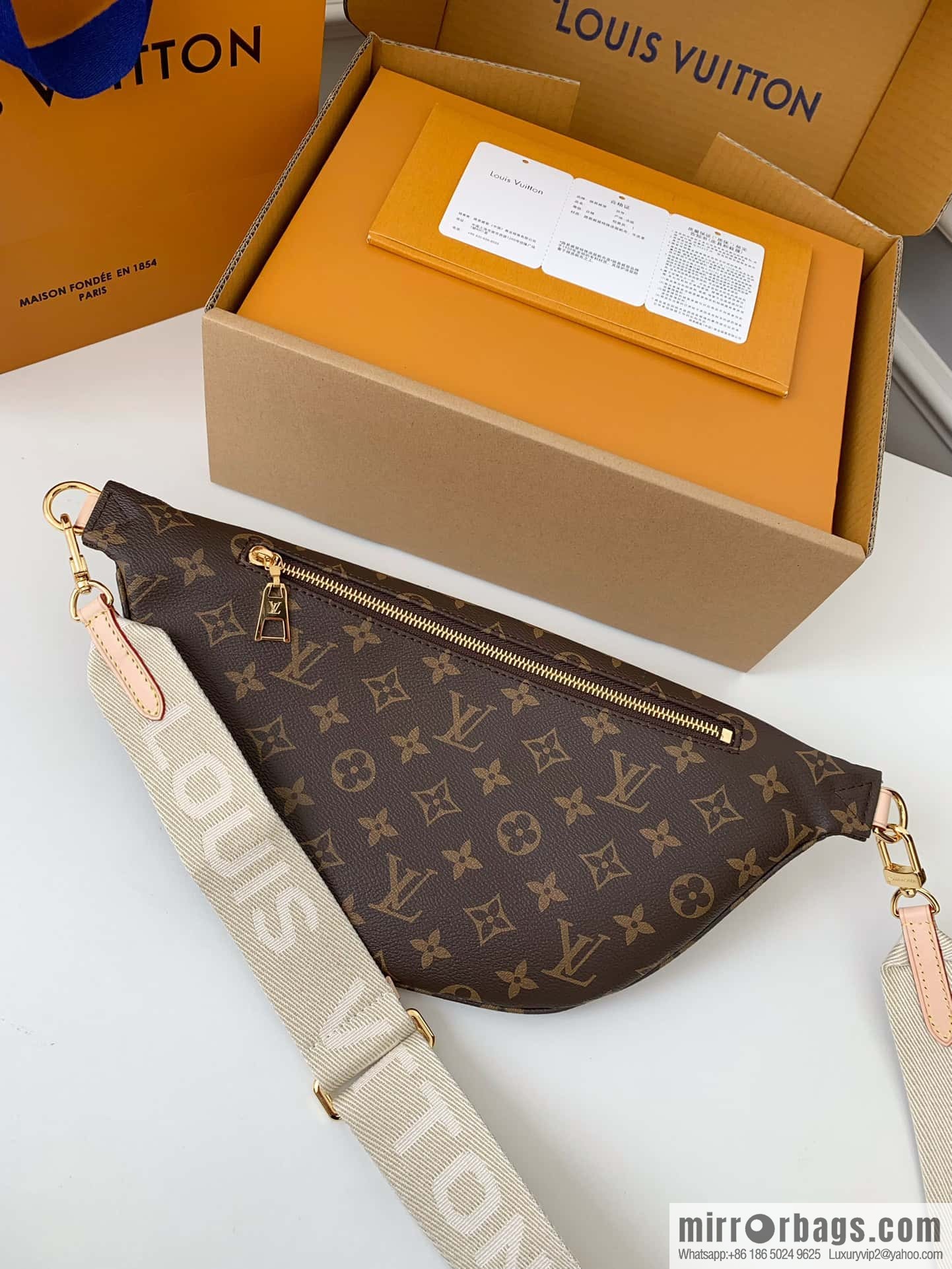 LV M46784 High Rose