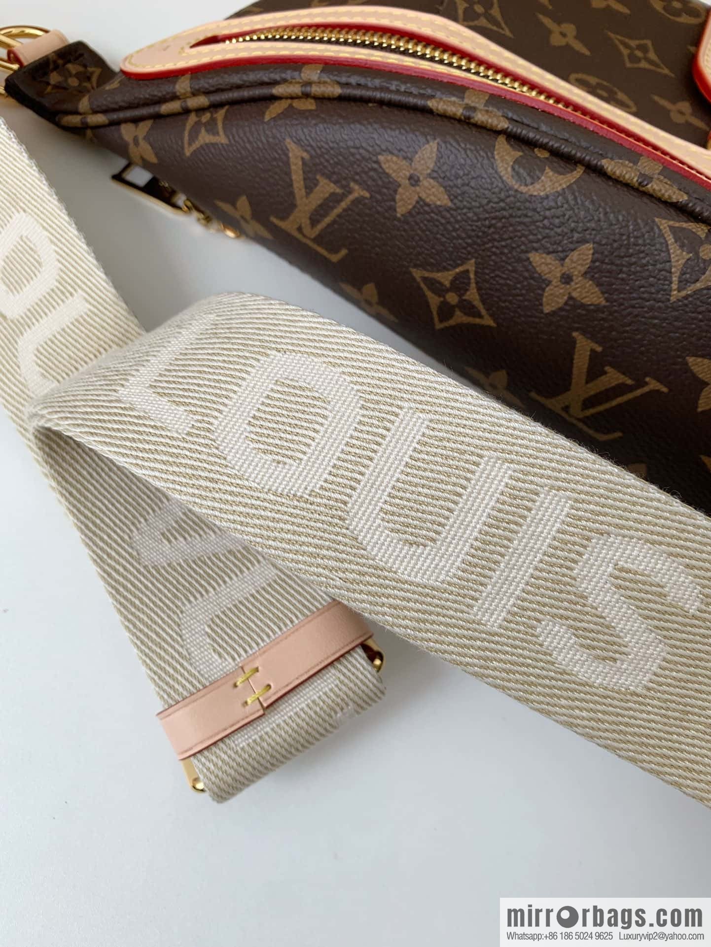 LV M46784 High Rose