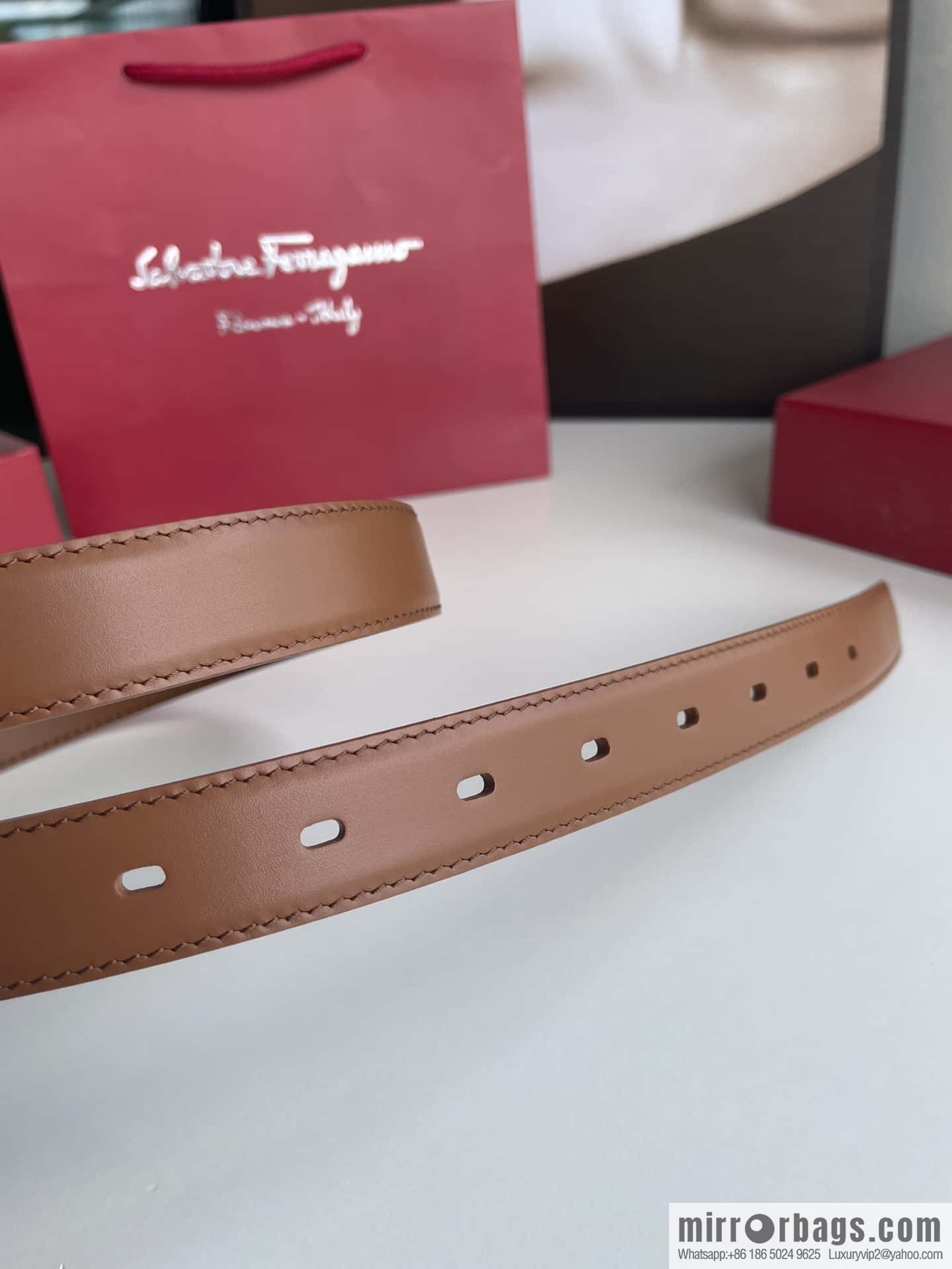Ferragamo, Women's 2.5cm Needle Calfskin Belt