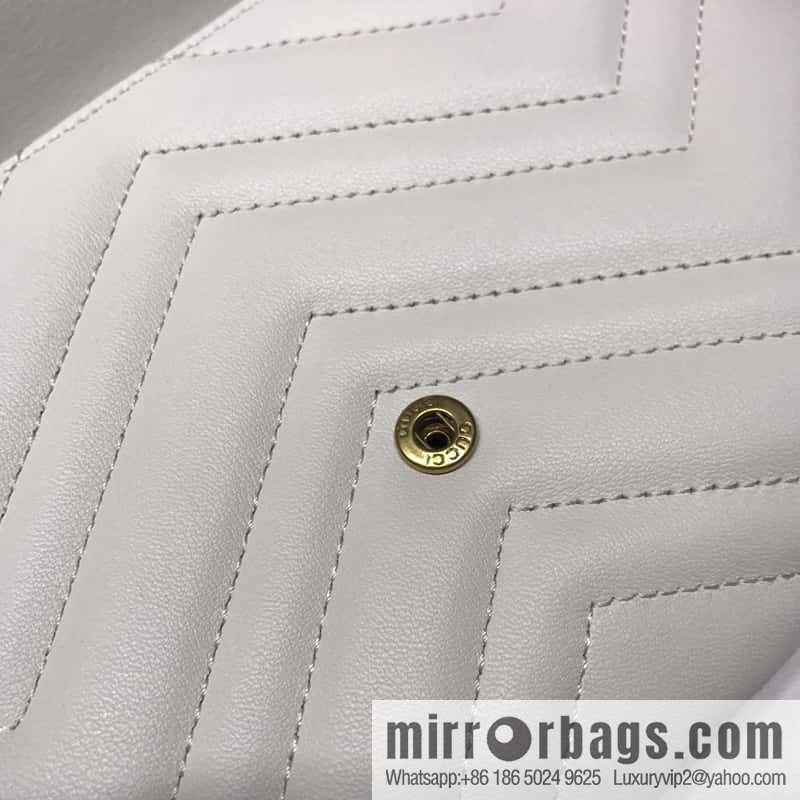 GUCCI GG Marmont series quilted mini chain strap handbag 474575 meters white