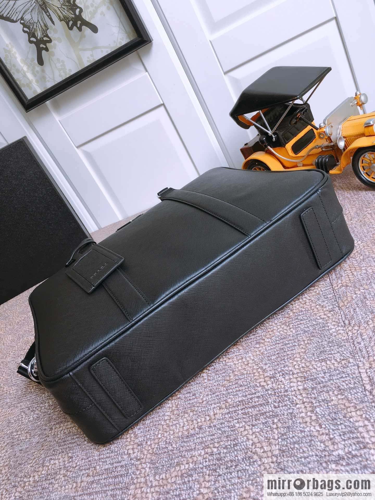PRADA imported cross pattern leather briefcase 0661
