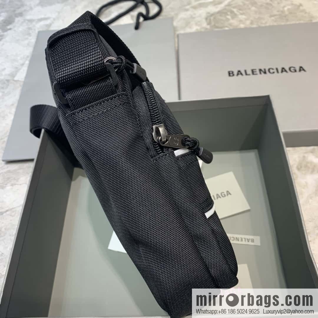 Balenciaga Balenciaga, the latest messenger bag 638657.