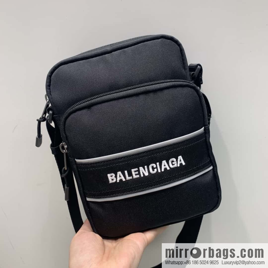 Balenciaga Balenciaga, the latest messenger bag 638657.