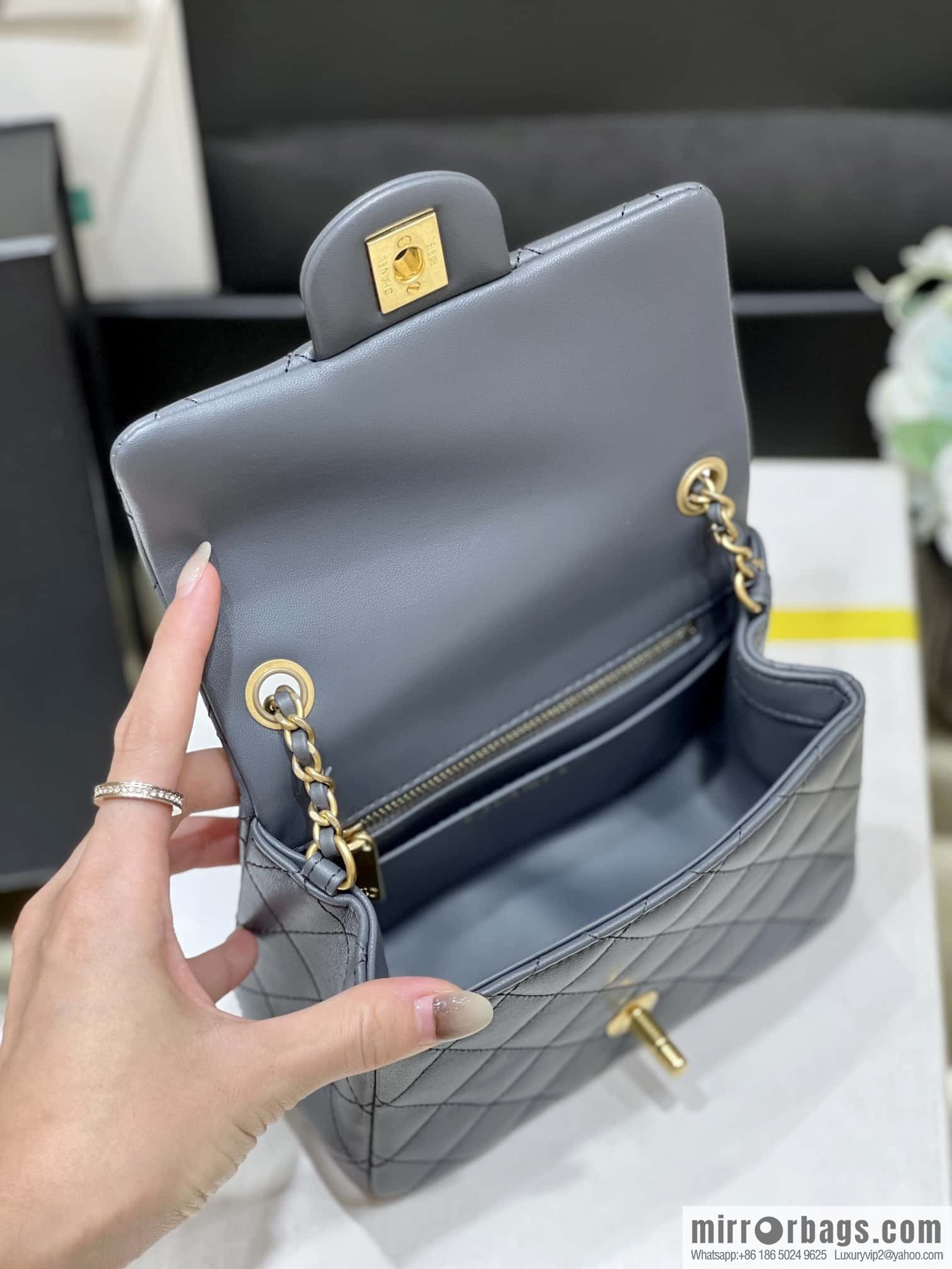 CHANEL 23K new color, pure original small gold ball, classic cf mini AS1786