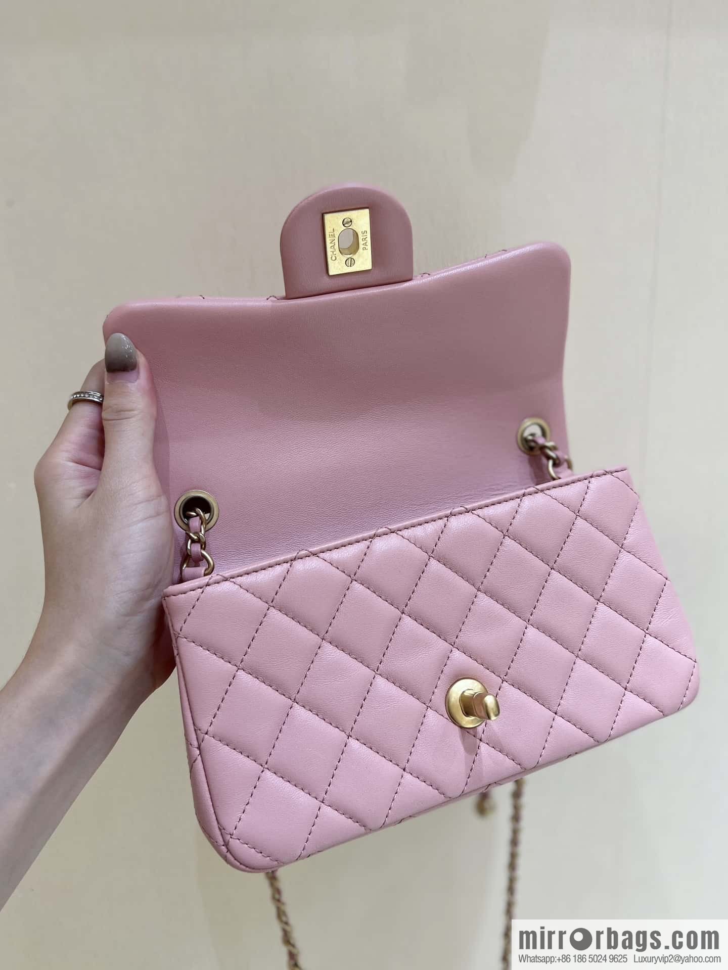 CHANEL 23K new color, pure original small gold ball, large mini20cm AS1787