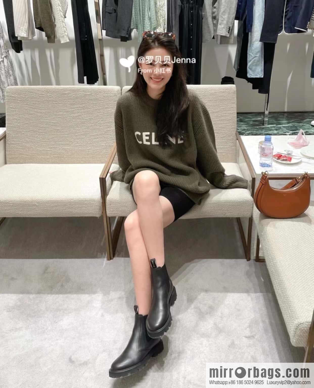 CELINE Celin in one pair of Chelsea booties