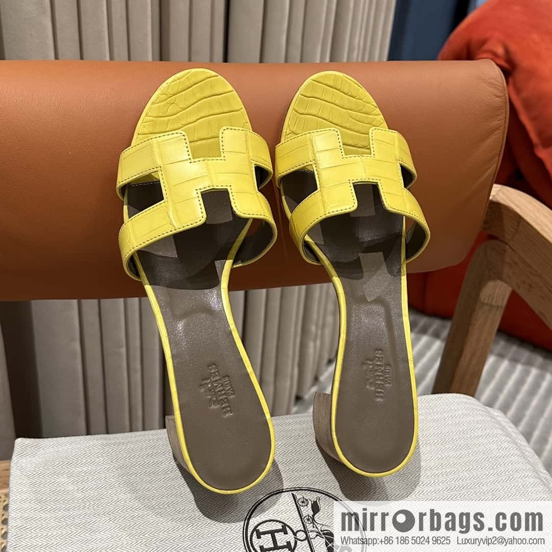 Hermès crocodile leather, slippers