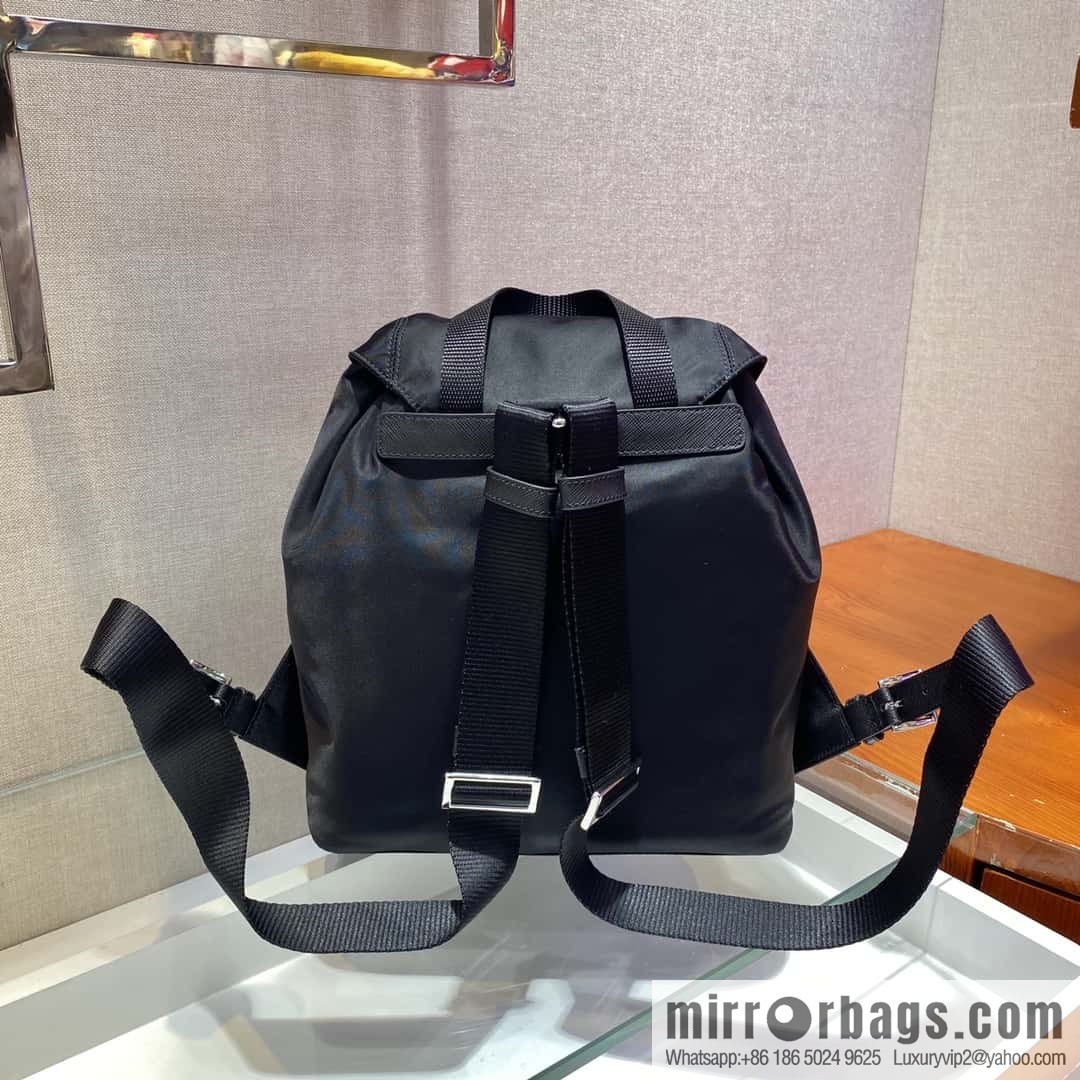 PRADA classic backpack 1BZ677