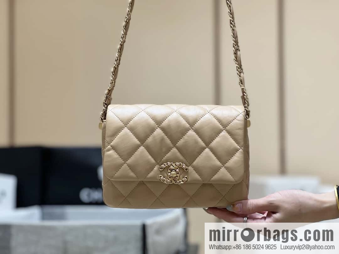 CHANEL 23K Autumn and Winter Series 19 Vintage Tofu Bag AS4423