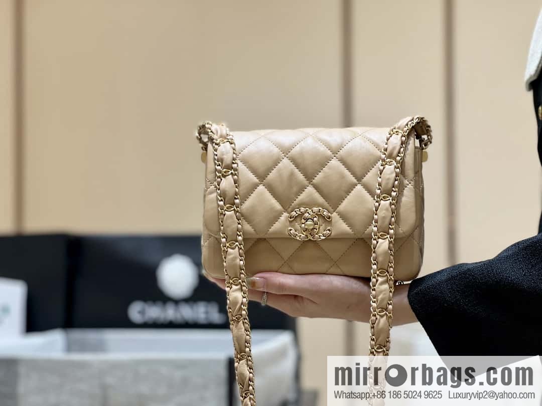 CHANEL 23K Autumn and Winter Series 19 Vintage Tofu Bag AS4423