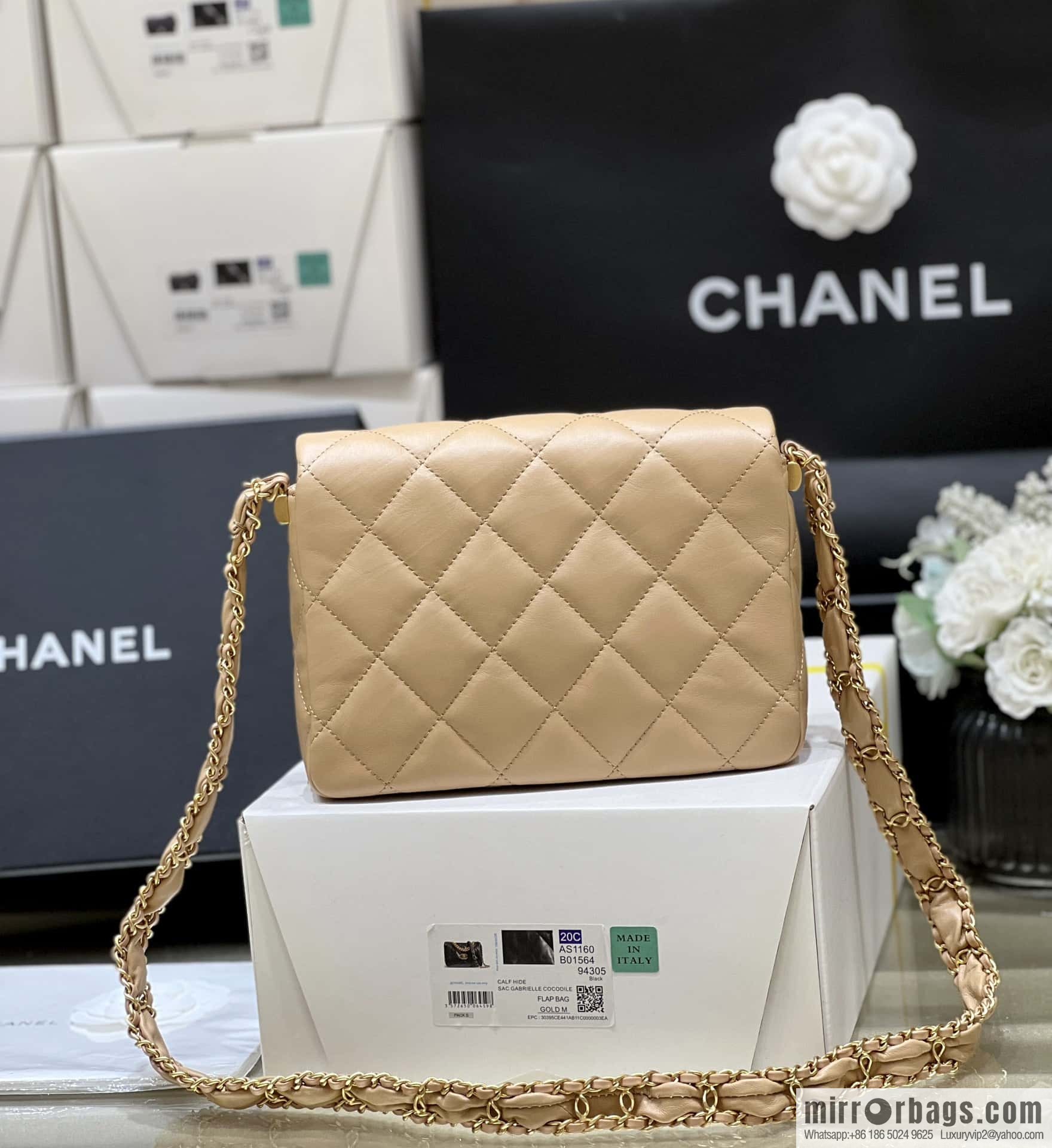 CHANEL 23K Autumn and Winter Series 19 Vintage Tofu Bag AS4423
