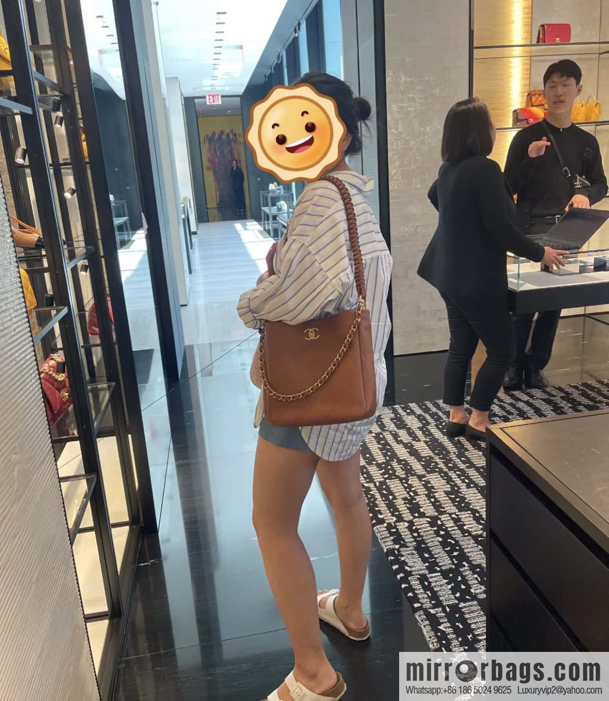 CHANEL 23A New HOBO hippie bag AS4210 caramel color