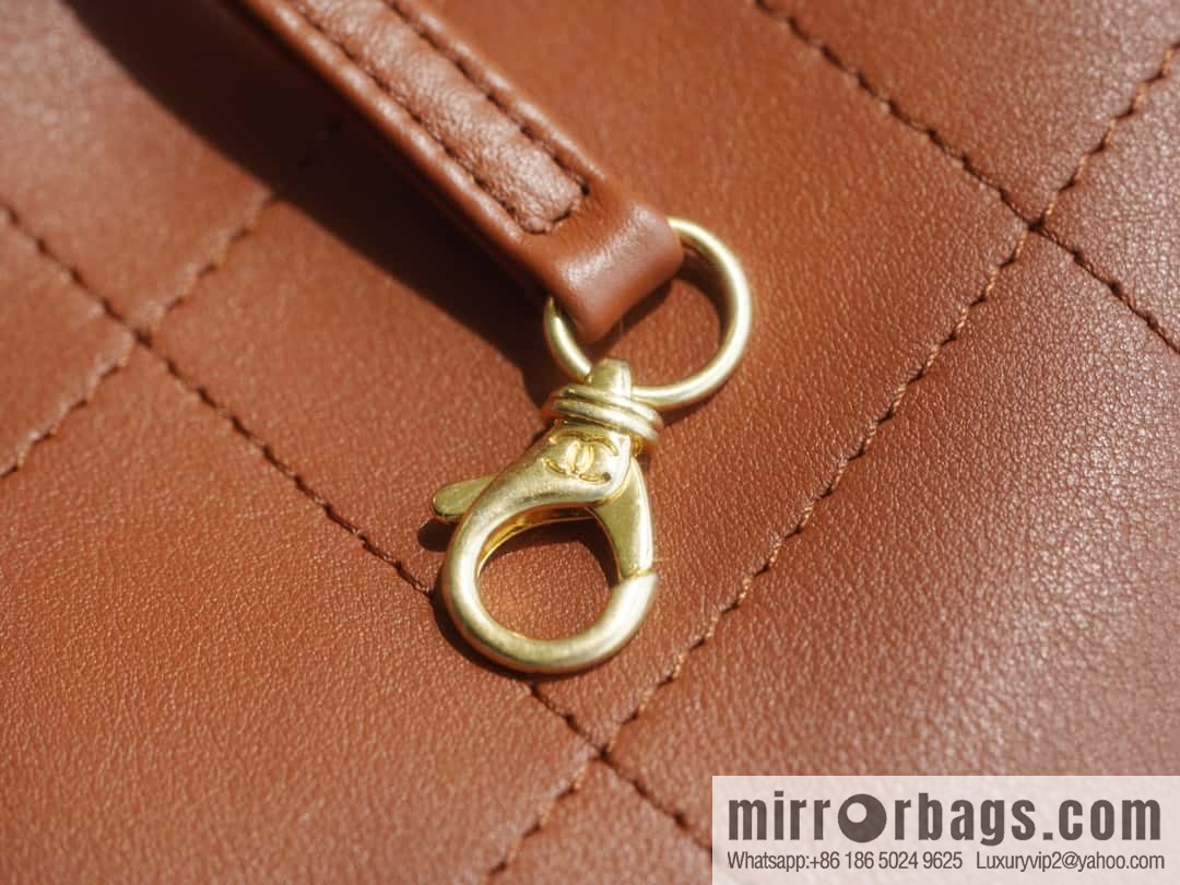 CHANEL 23A New HOBO hippie bag AS4210 caramel color