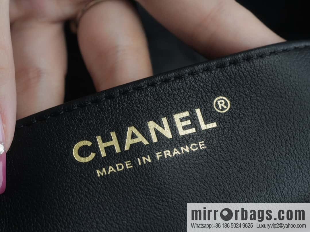 CHANEL 23A new HOBO hippie bag AS4210 black