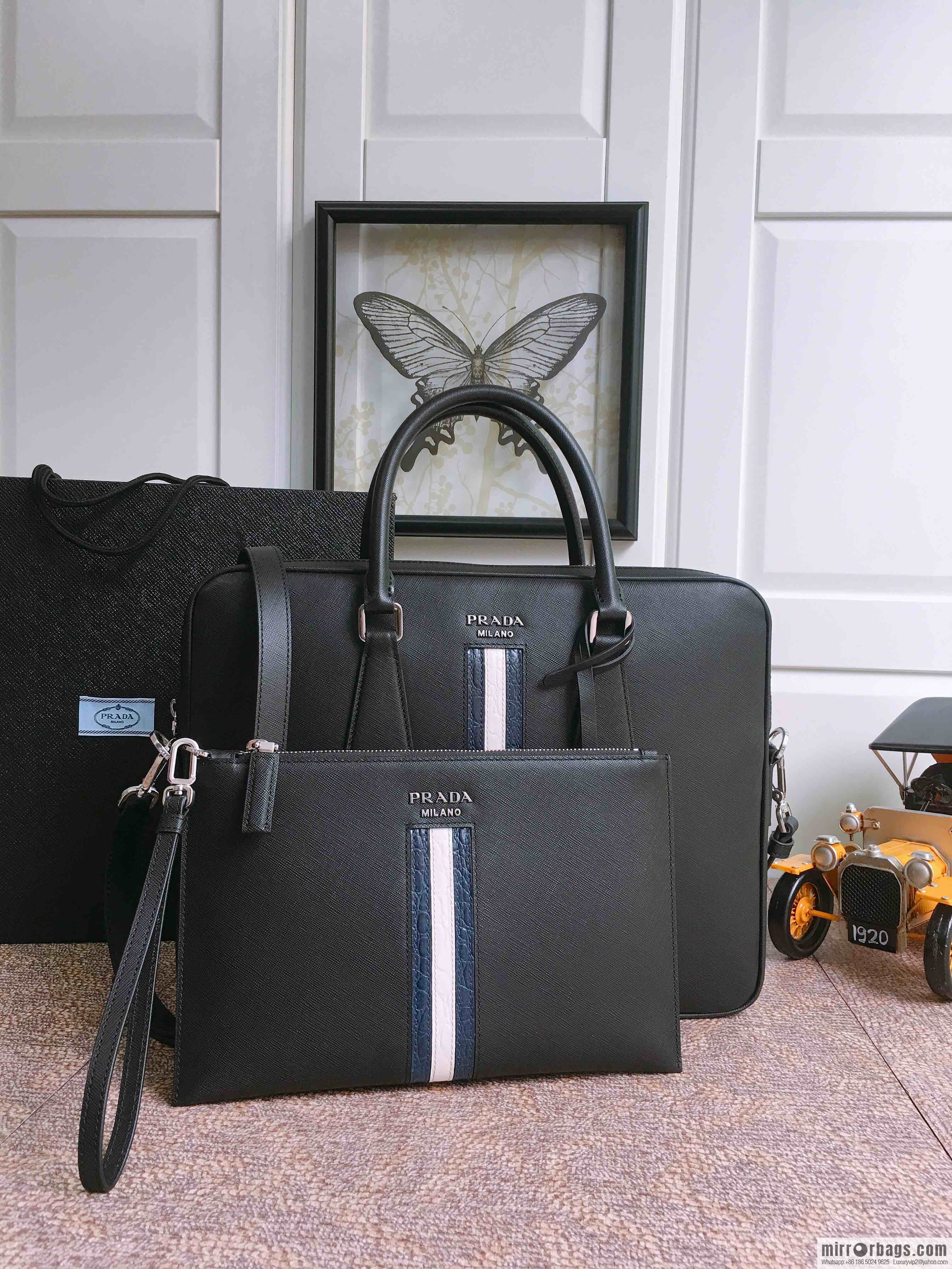 PRADA Prada imported cross pattern leather middle crocodile leather inlay briefcase 2VE368