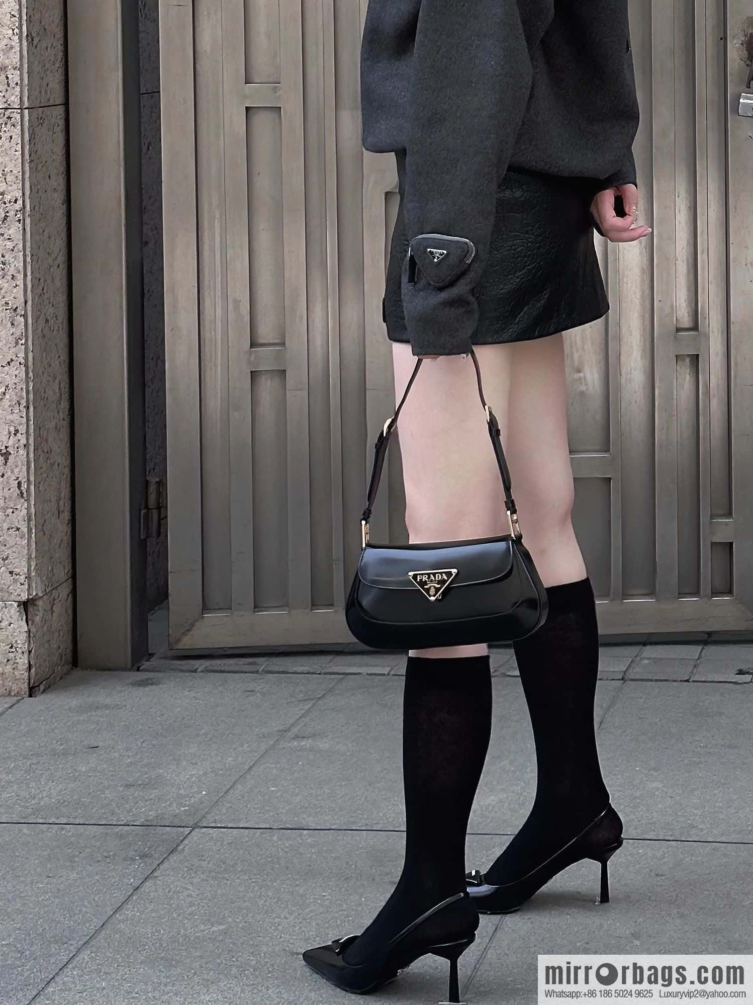 PRADA Prada glossy leather new armpit bag 1BD345