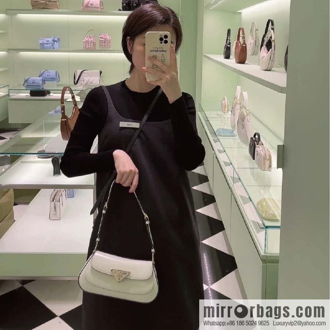 PRADA Prada glossy leather new armpit bag 1BD345