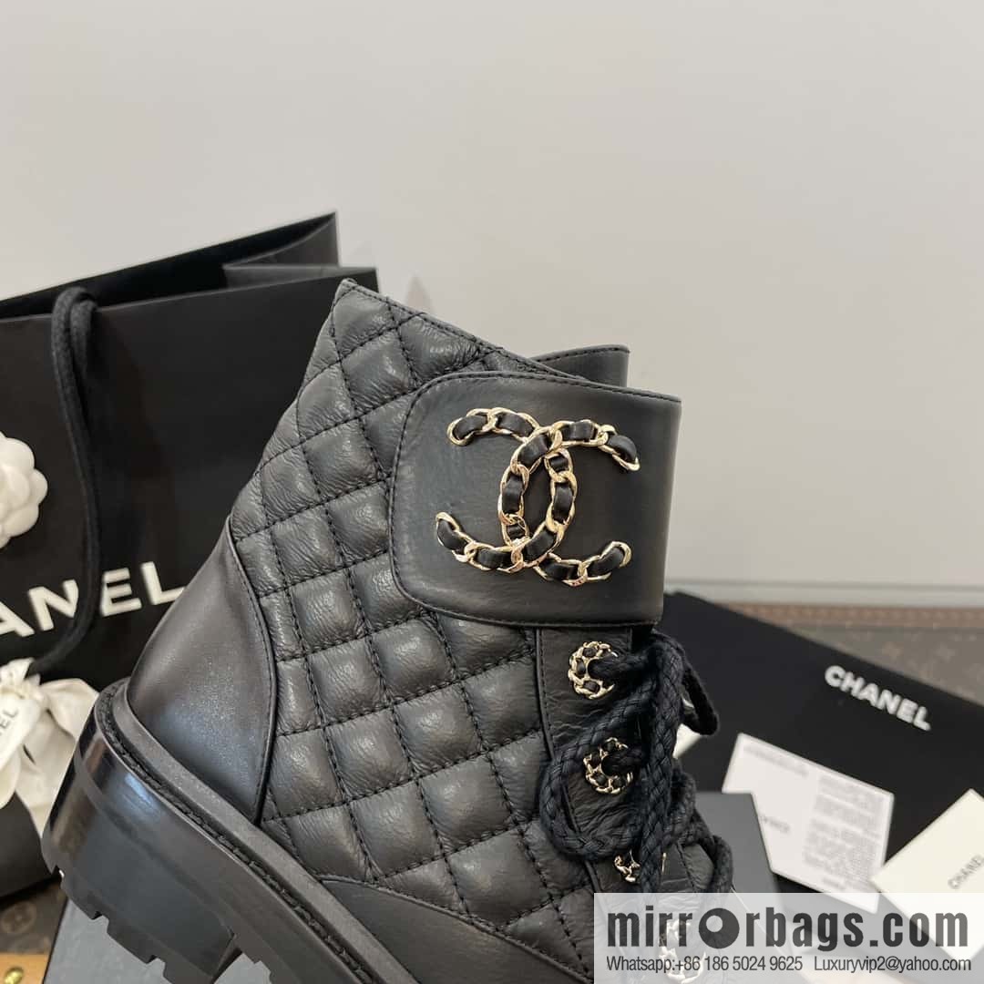 CHANEL Xiaoxiang autumn and winter classic diamond Martin boots