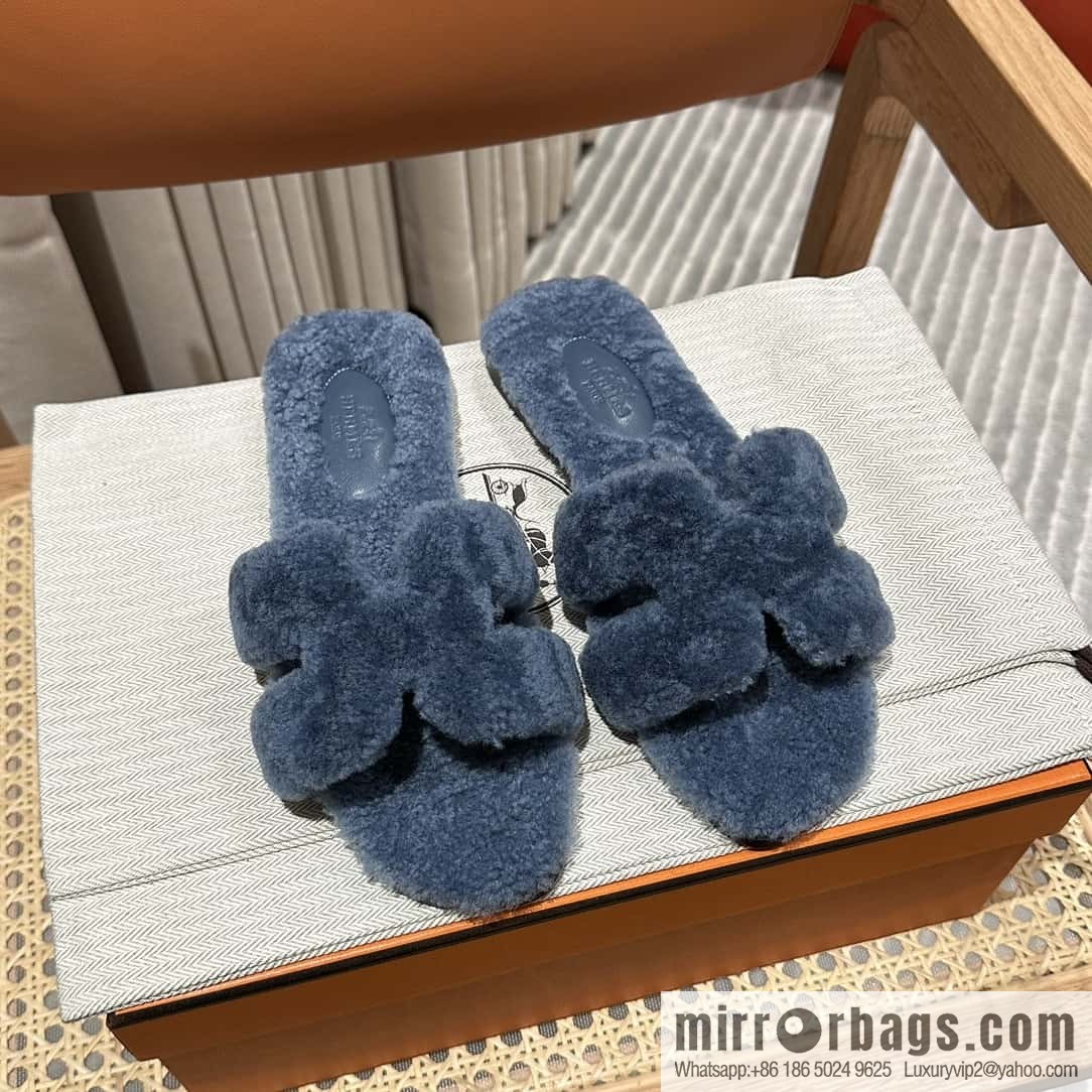 Hermès Lamb Fur H Slippers
