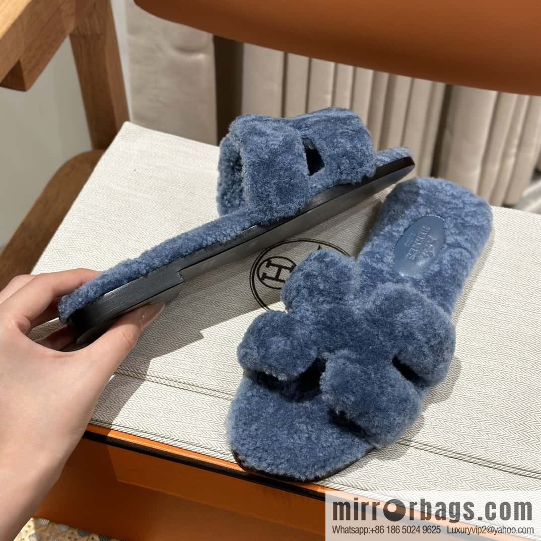 Hermès Lamb Fur H Slippers