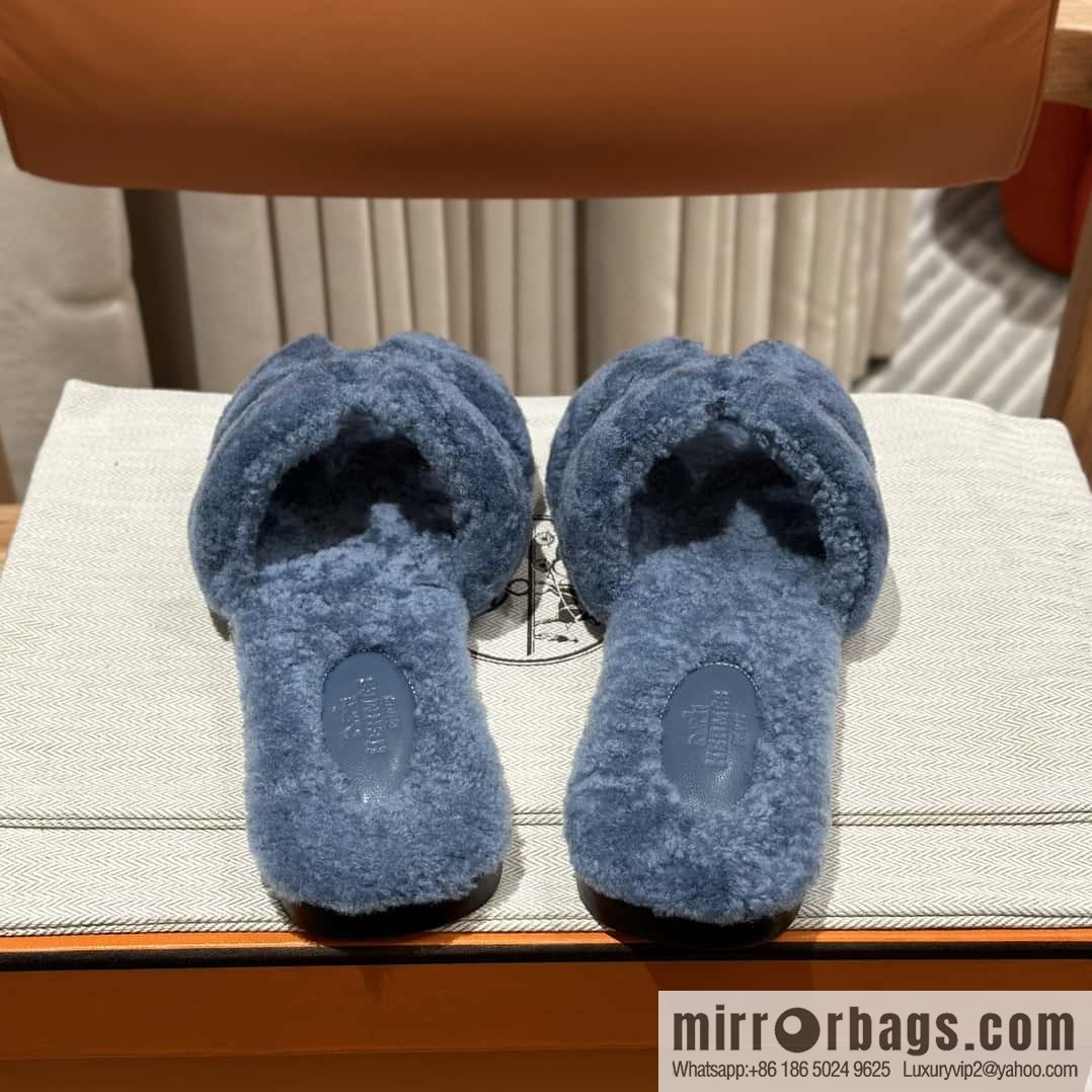 Hermès Lamb Fur H Slippers