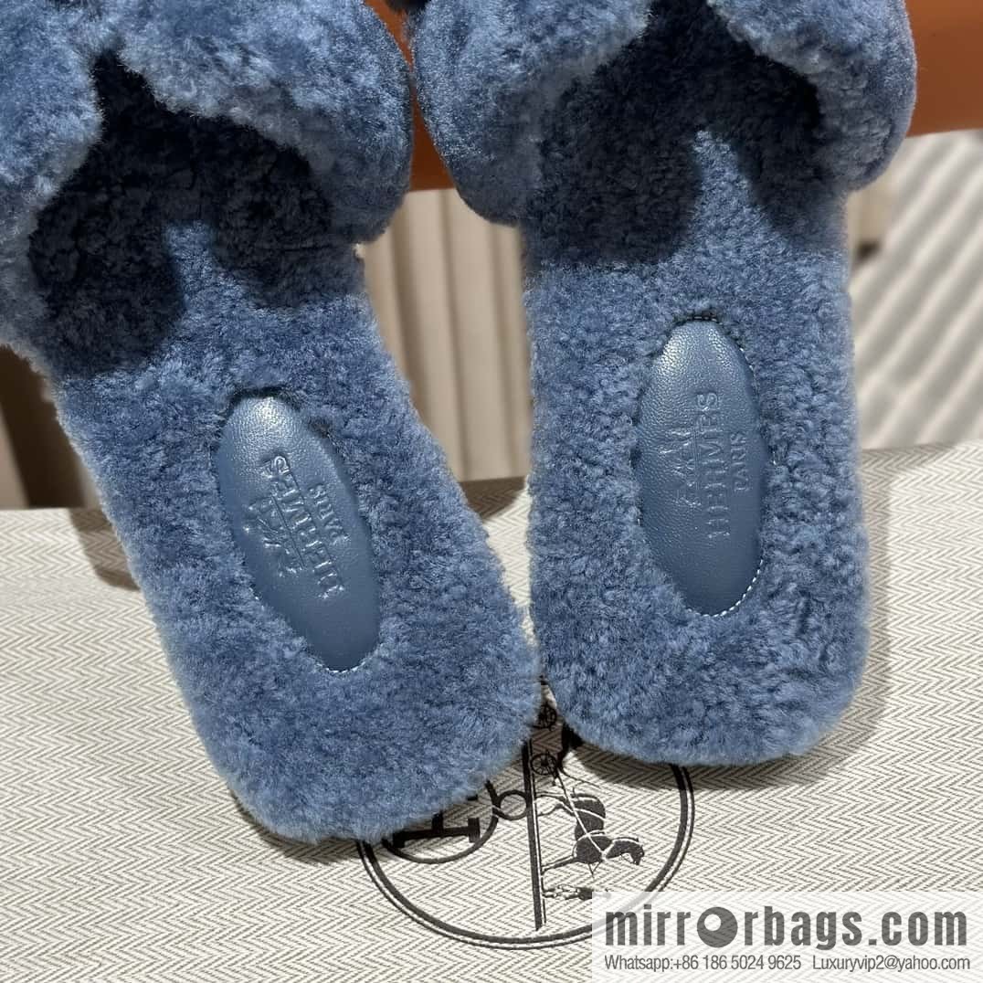 Hermès Lamb Fur H Slippers