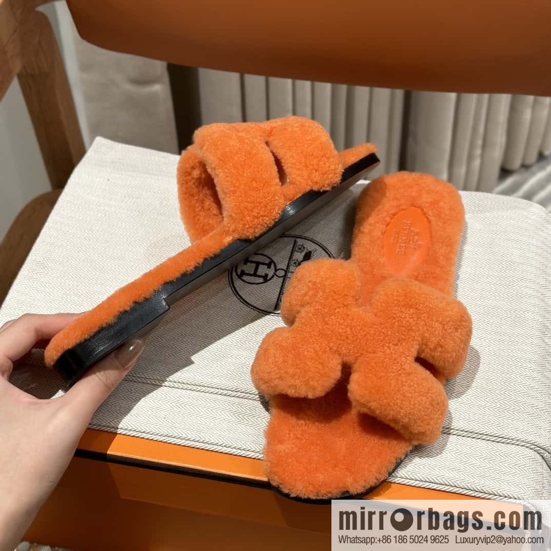 Hermès Lamb Fur H Slippers