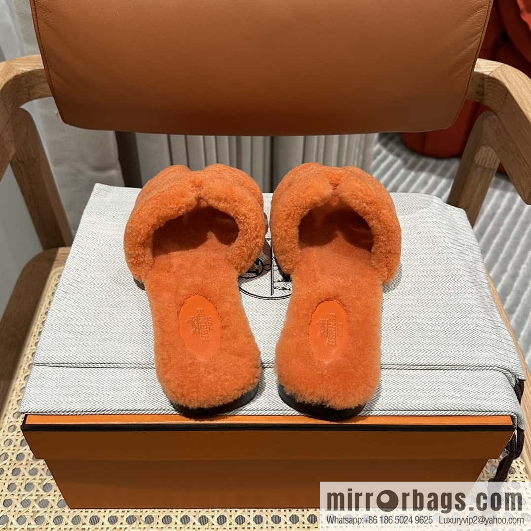 Hermès Lamb Fur H Slippers
