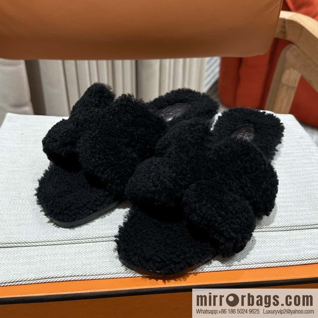 Hermès Lamb Fur H Slippers