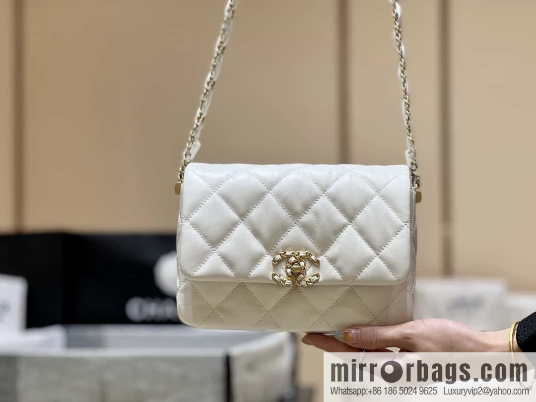 CHANEL 23K Autumn and Winter Collection 19 Vintage Tofu Bag AS4423 White