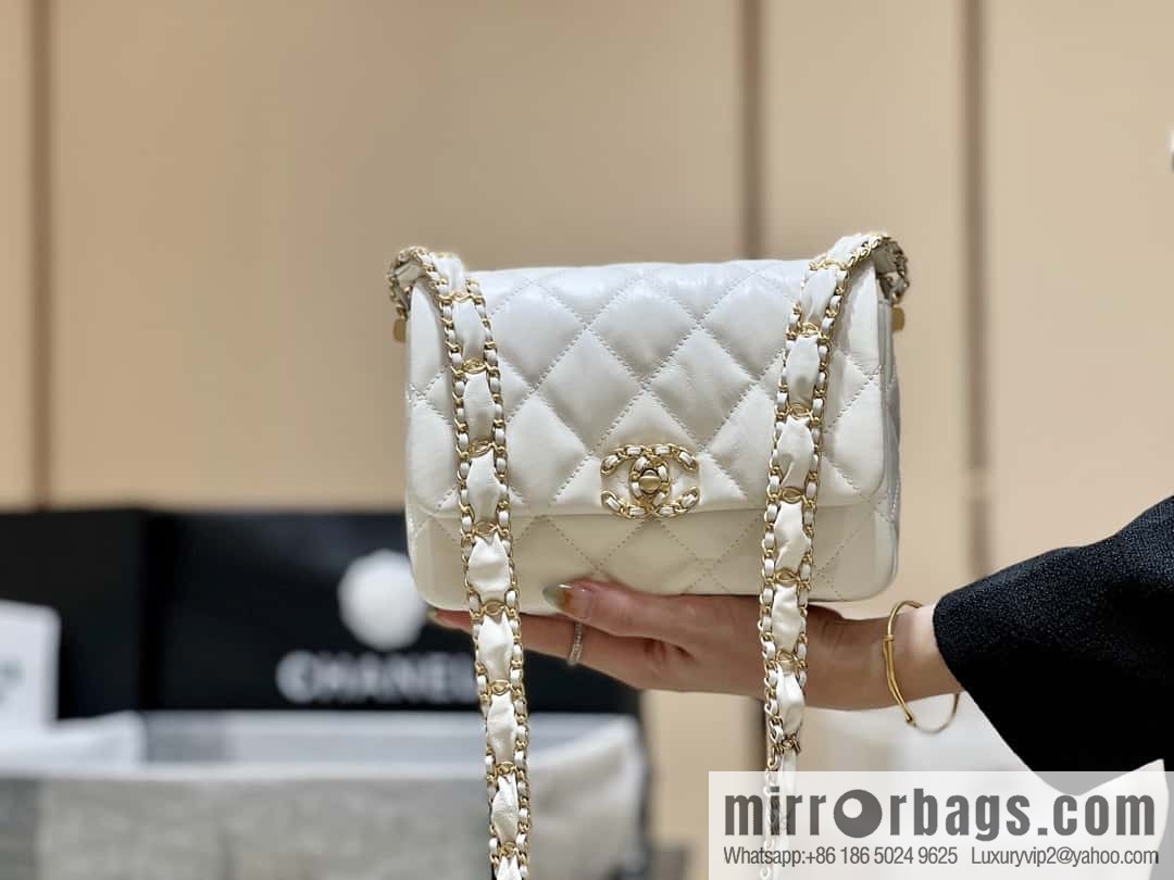 CHANEL 23K Autumn and Winter Collection 19 Vintage Tofu Bag AS4423 White