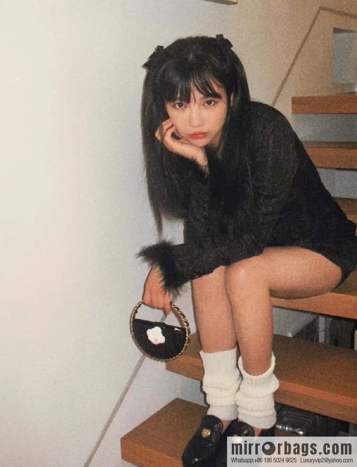 CHANEL 23K Camellia Hula Hoop AP3584