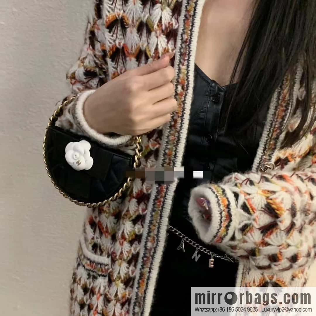 CHANEL 23K Camellia Hula Hoop AP3584