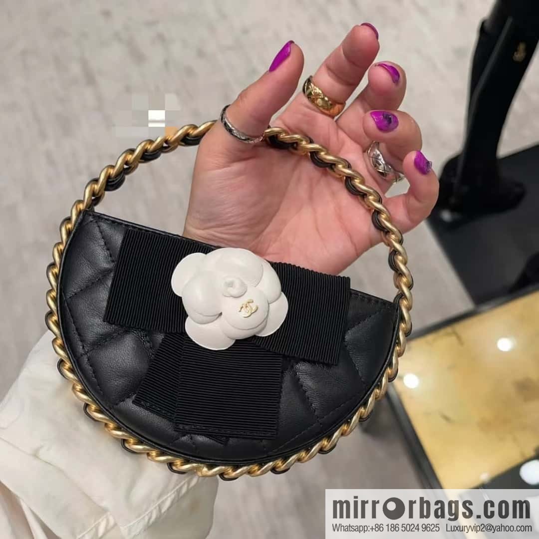 CHANEL 23K Camellia Hula Hoop AP3584